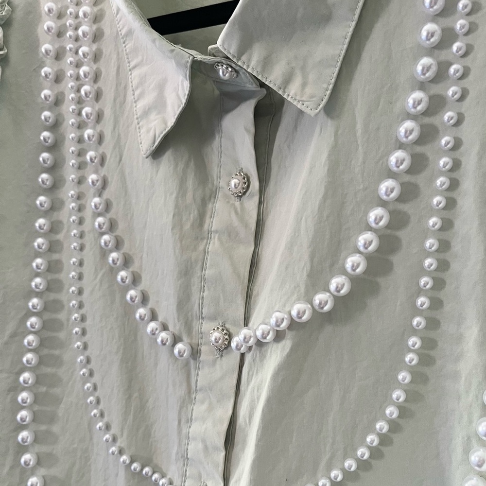 POL Mint Poplin Pearl Puff Short Sleeve Button Down Blouse - Picture 5 of 10